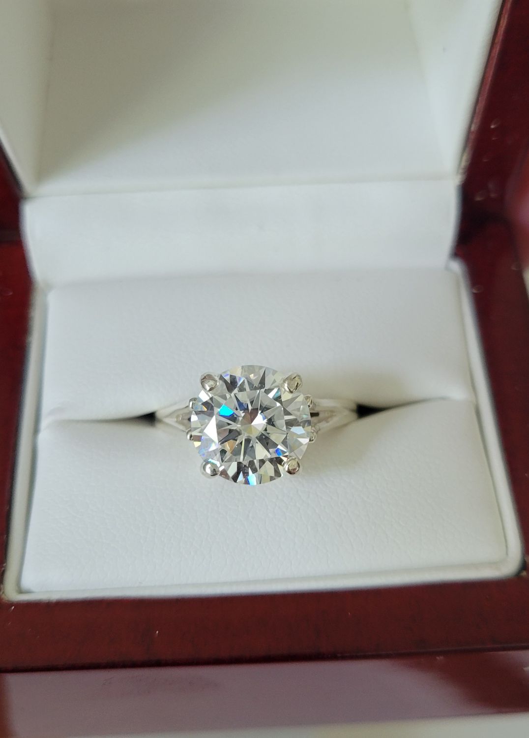 New 5ct Certified Moissanite Engagement Ring, size 7