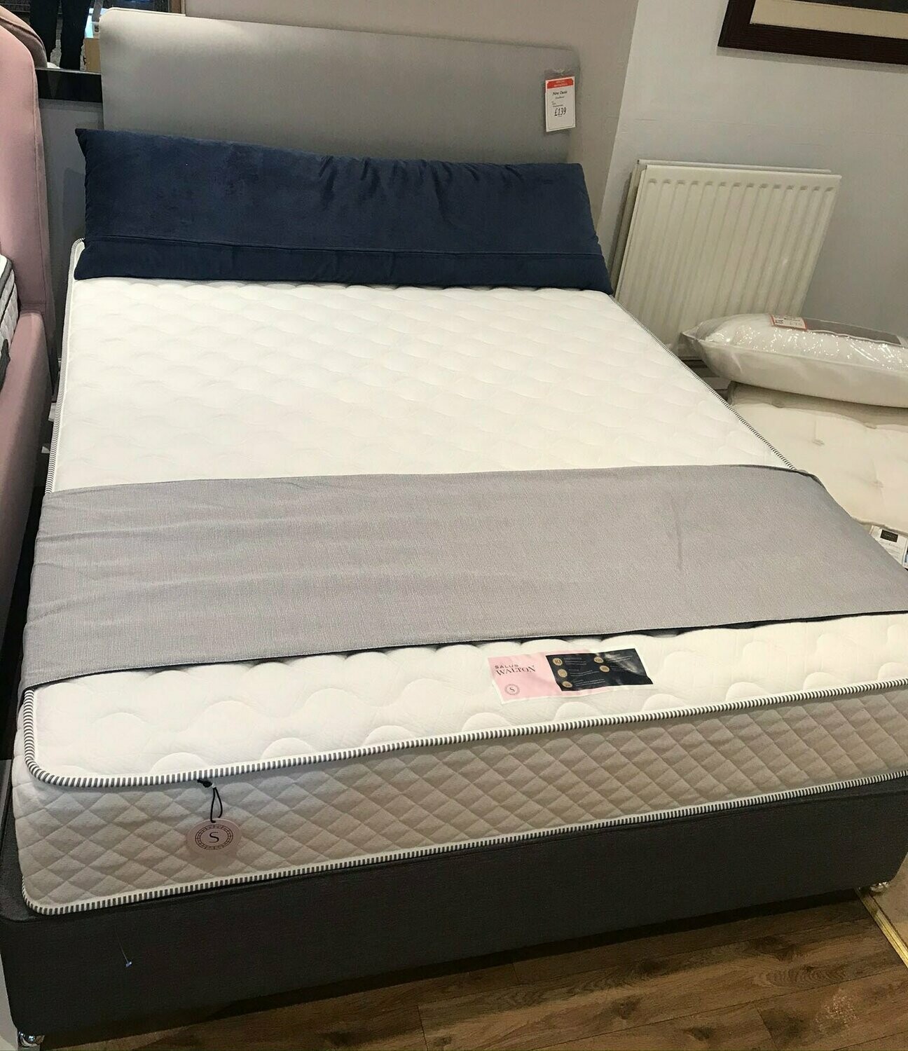 Shop ethan allen's clearance bedroom furniture including beds, mattresses, night tables, dressers, chests, mirrors, armoires, media dressers, twin, full, queen, king ethan allen. david phipp