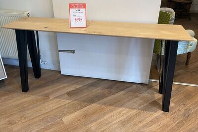 ​​​​CLEARANCE MTE Montreal Hall Table
RRP £1155 WAS £695 NOW £579