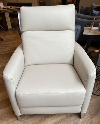 CLEARANCE ROM Bellona Chair WAS £945
NOW £839