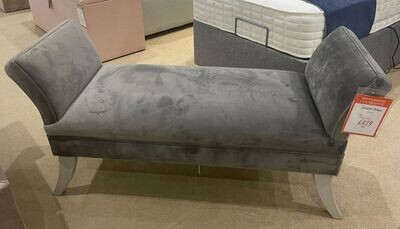 ​​​​​​​​​​​​​​CLEARANCE Stuart Jones Haven Chaise
WAS £849 CLEARANCE £419 NOW £375