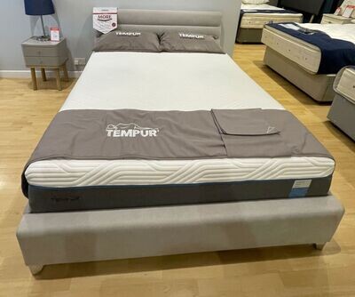 CLEARANCE Tempur Geona Bedstead & Cloud Luxe Mattress WAS £4224 Clearance £3499 NOW £2995