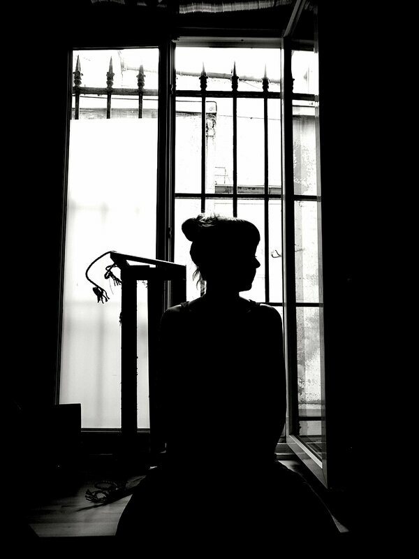 &quot; À travers toi, je m&#39;oublie &quot;