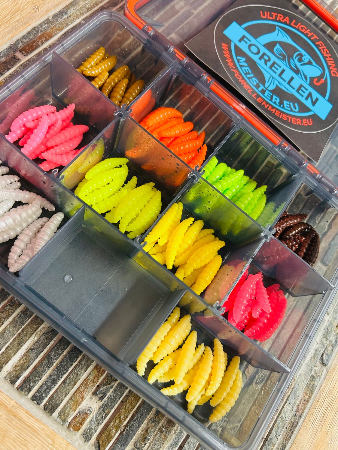 Libra Lures Larva 30mm XXL Set (150 Köder) Knoblauch