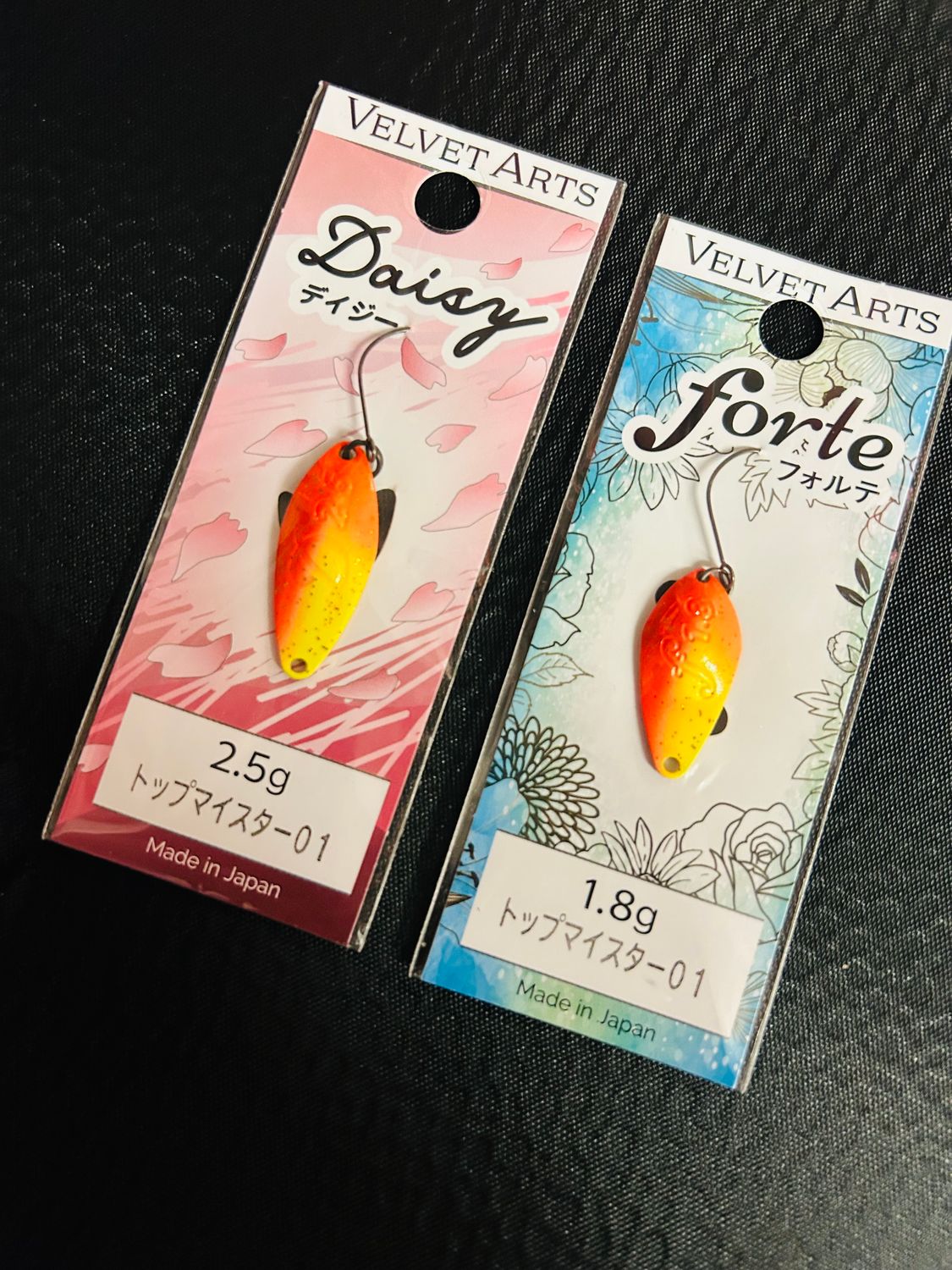 "Velvet Arts Daisy 2,5g #01 und Forte 1,8 #01 Limited
