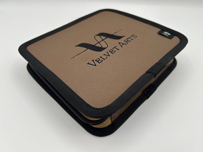 Velvet Arts Spoon Wallet  (185 x 205 x 47mm) Coyote/Schwarz