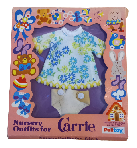 Carrie Dolls Palitoy NURSERY OUTFITS FOR CARRIE New on Card