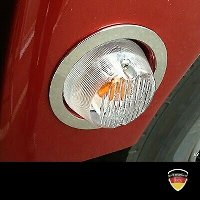 Blinkereinrahmung für den Kotflügel Blinkereinrahmung für den Kotflügel