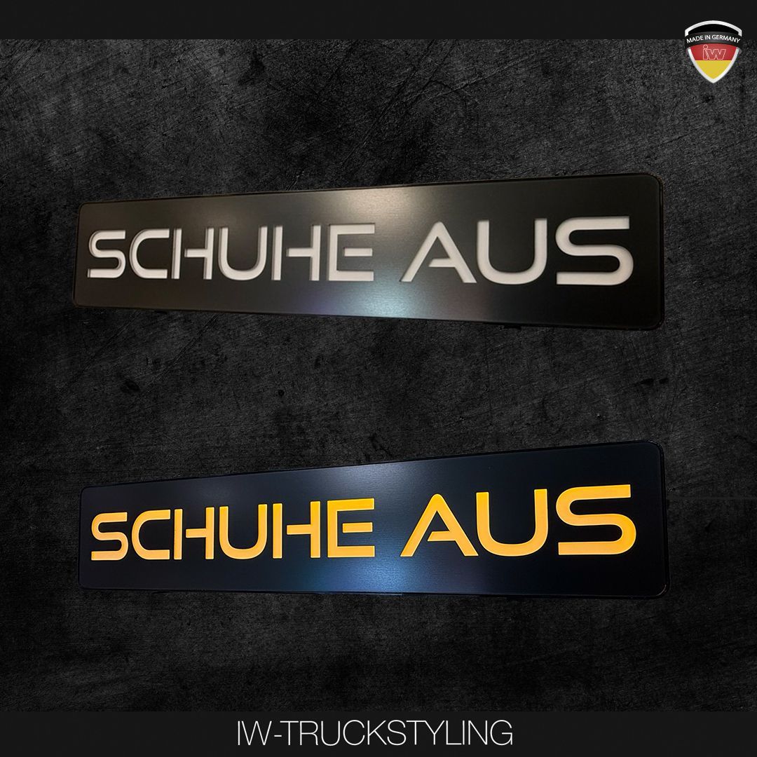 Schuhe aus