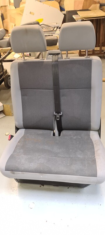T5 DOUBLE FIXED SEAT IN AUSTIN