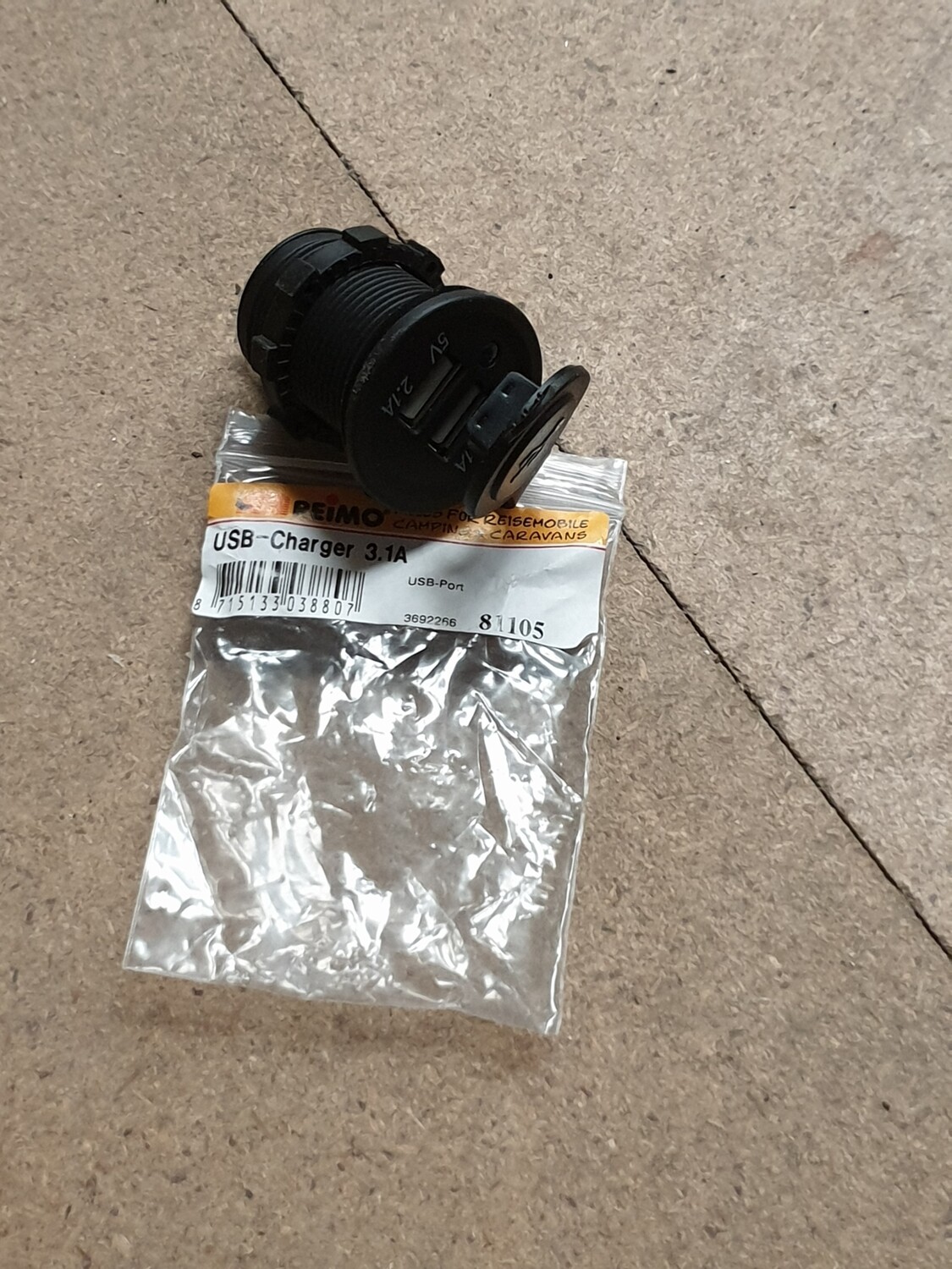 12V USB DOUBLE SOCKET 12V USB DOUBLE SOCKET