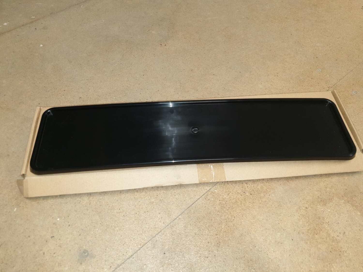 Vw t5.1 front number plate trim Vw t5.1 front number plate trim