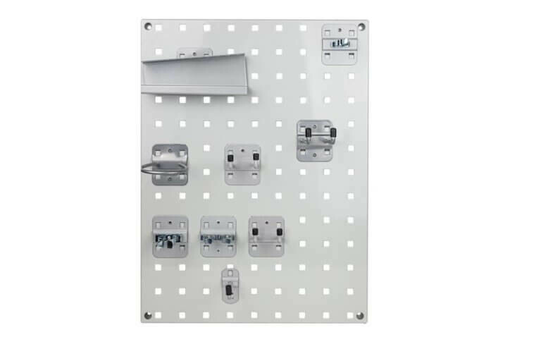 Panel perforado con kit 10 ganchos.