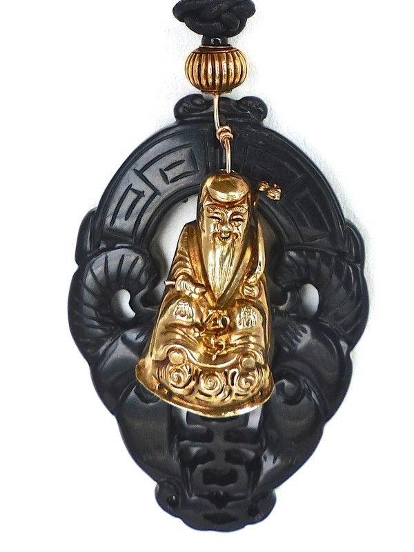 Carved Black Onyx Phoenix, Antique Gold Vermeil Chinese Finger Puppet Pendant Necklace