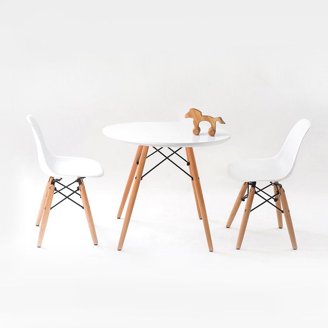 Set of kid&#39;s table and 2 white chairs