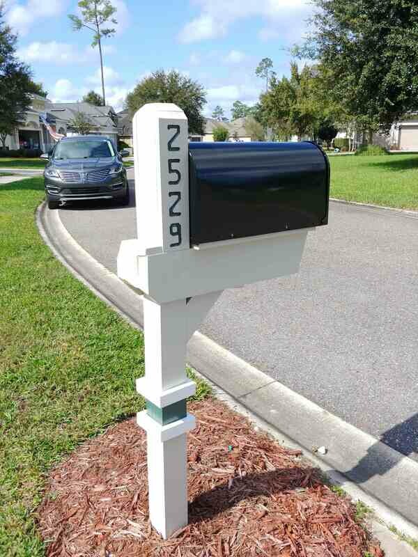 Eagle Harbor Mailbox Post