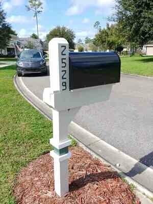 Eagle Harbor Mailbox Post