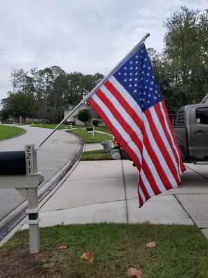 U.S. Flag 2.5&#39;x4&#39; 100% Nylon Flag Installed