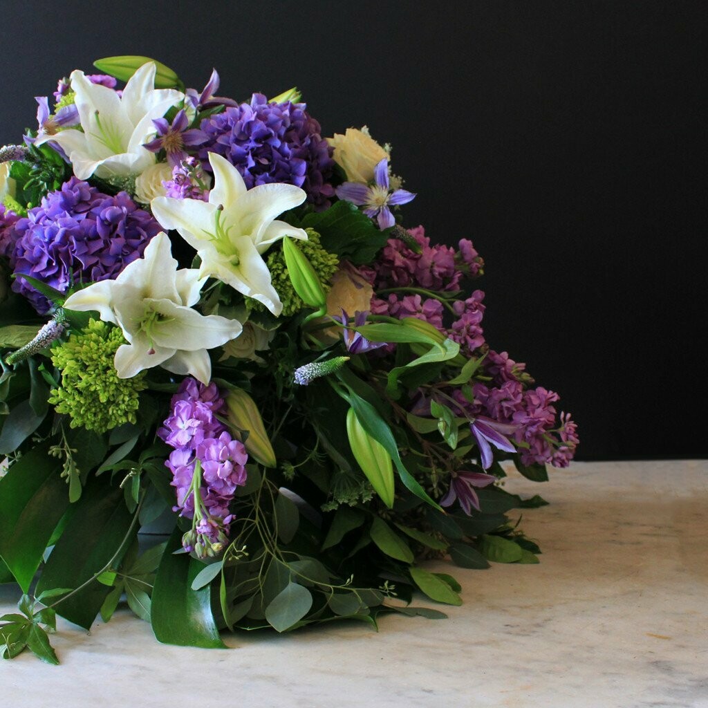 Casket Spray (Purple)