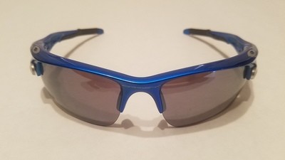 Sport Style Sunglasses :: Blue Frames w/ Black Earpiece & Removable Lenses