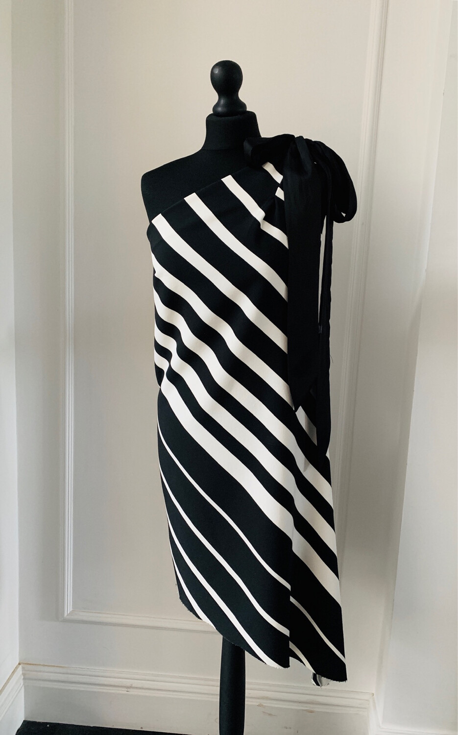 Beaubaileyrose 1 Shoulder Print Dress - HIRE