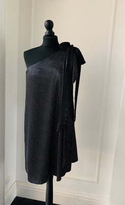 Beaubaileyrose 1 Shoulder Satin Dress - HIRE