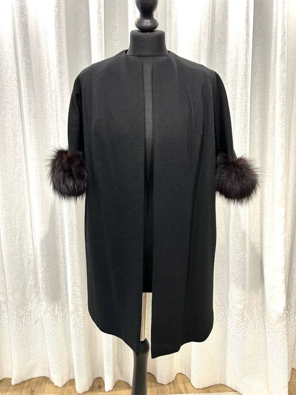 Occasion Vintage Fur Trim Coat - HIRE