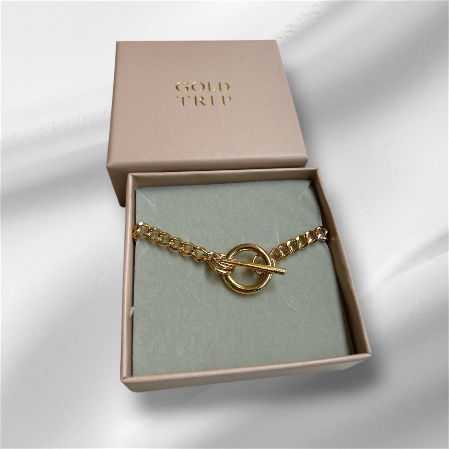 Gold Trip - Vintage T Bar Chain Bracelet