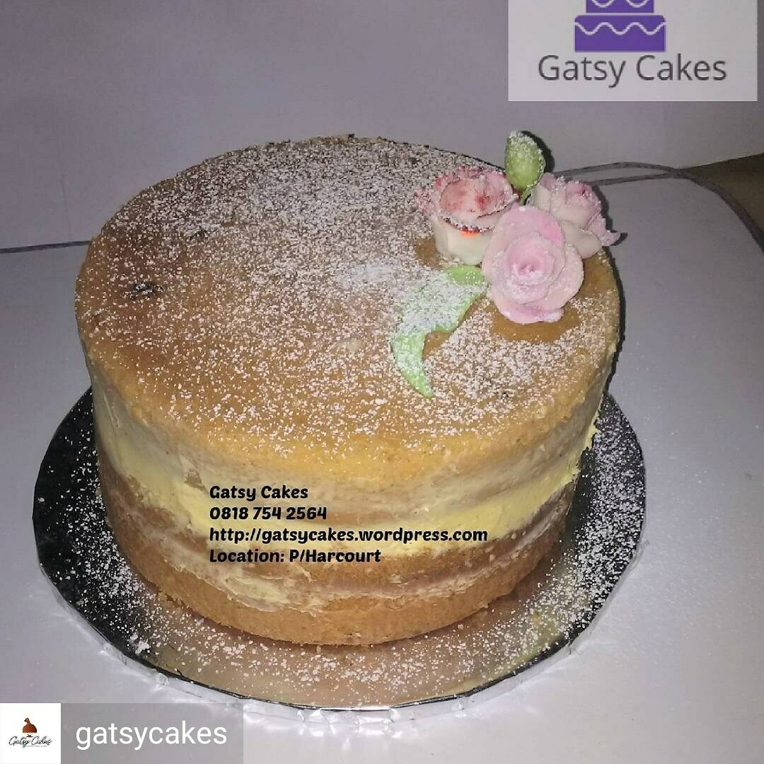 Un-iced (Naked) Cakes and Banana Bread