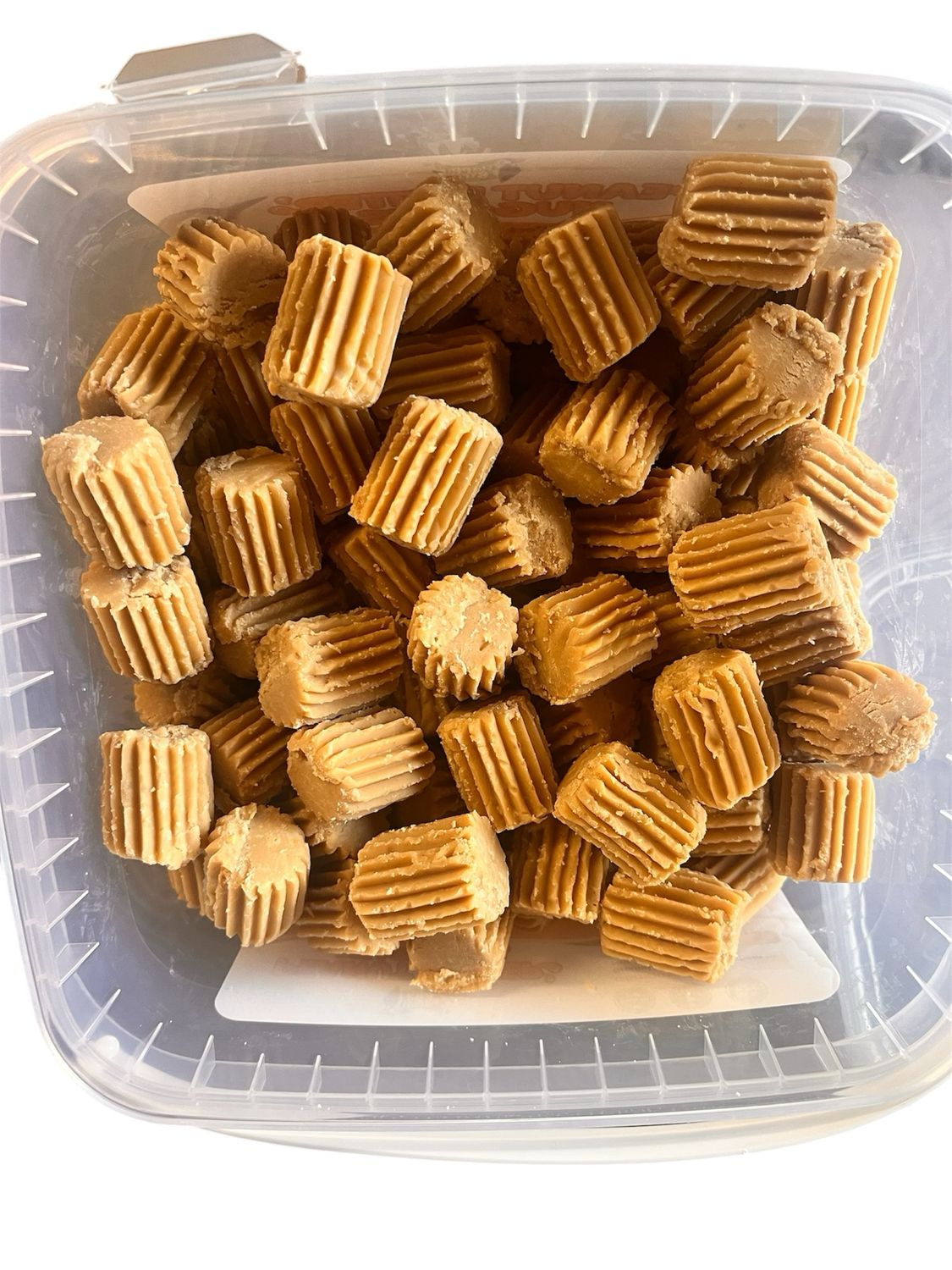 BERRY PEANUT BUTTER NUGGETS