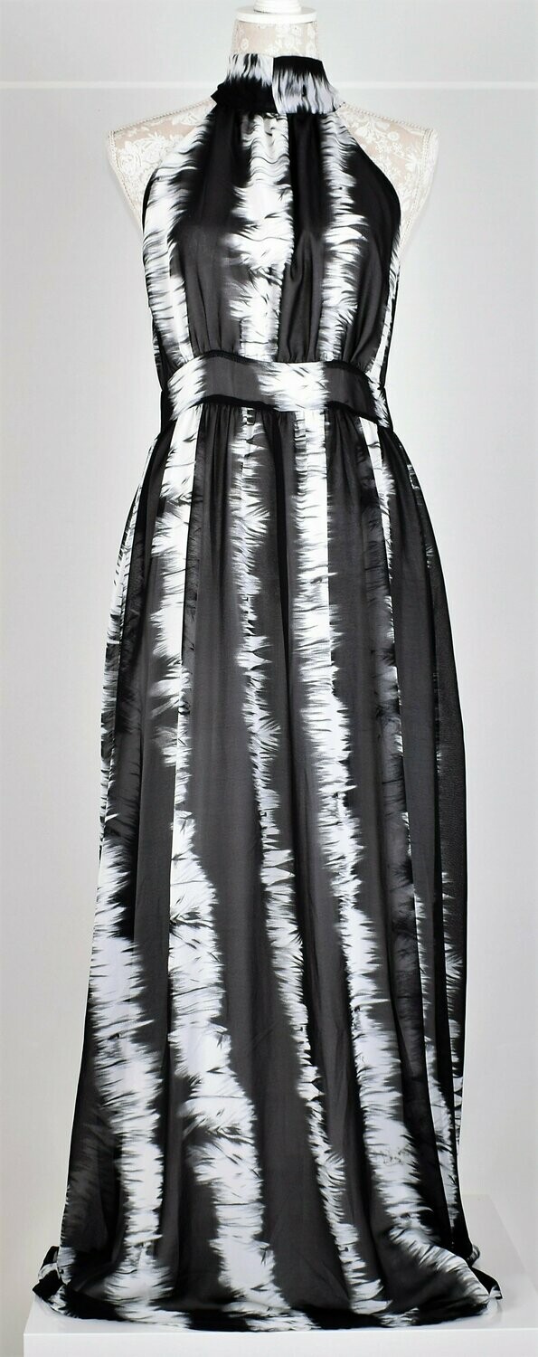 Black & White Abstract Pattern Maxi Dress by Stella Morgan