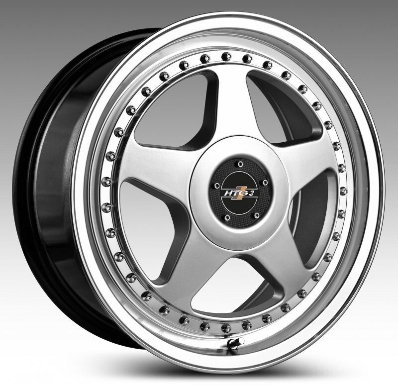 HTG 3 Felgen 7,5x17 ET35 LK 5x120 in Silber HTG 3 Felgen 7,5x17 ET35 LK 5x120 in Silber