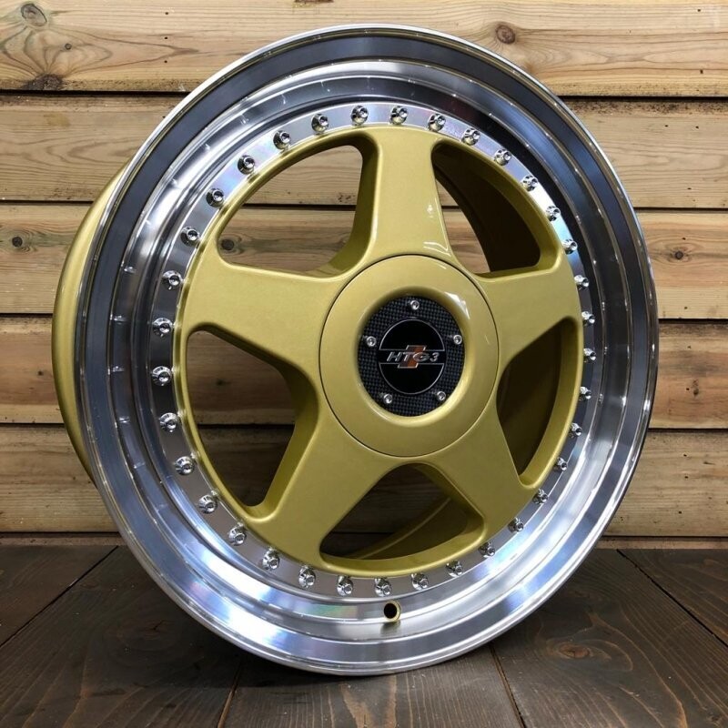 HTG 3 Felgen 7,5x17 ET35 + 8,5x17 ET35 LK5x112 / (5x100*) in Gold HTG 3 Felgen 7,5x17 ET35 + 8,5x17 ET35 LK5x112 / (5x100*) in Gold