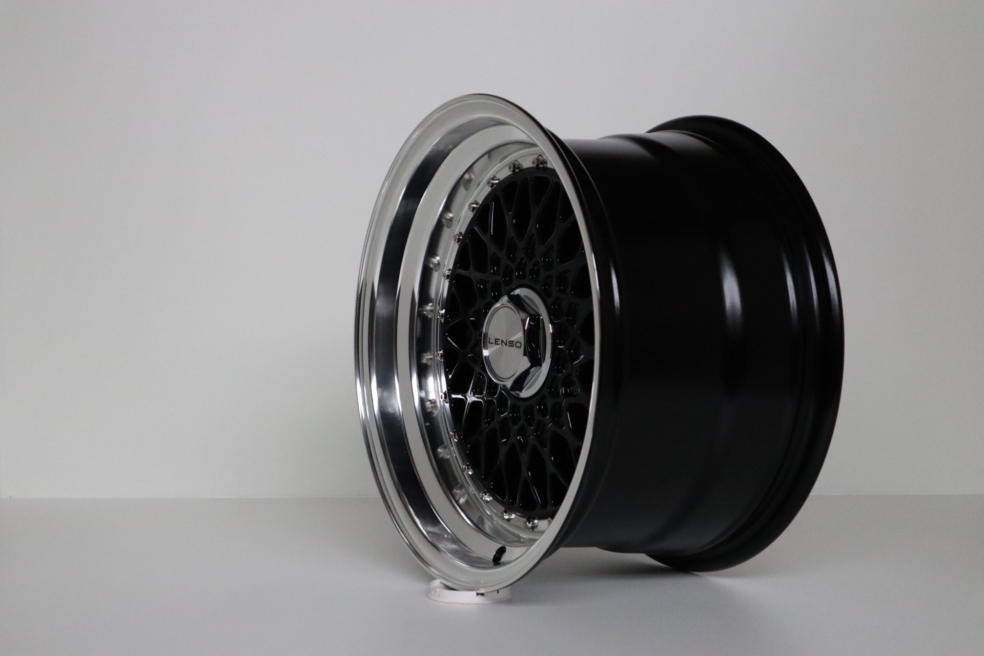 Lenso BSX 9x16 Satz mit Teilegutachten in Schwarz