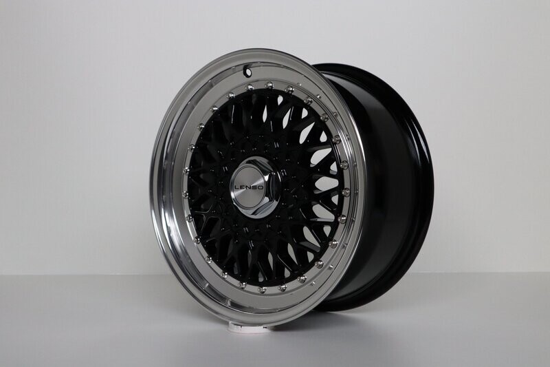 Lenso BSX 7,5x16 + 9x16 LK 4x100 mit Tüv in Schwarz Lenso BSX 7,5x16 + 9x16 LK 4x100 mit Tüv in Schwarz