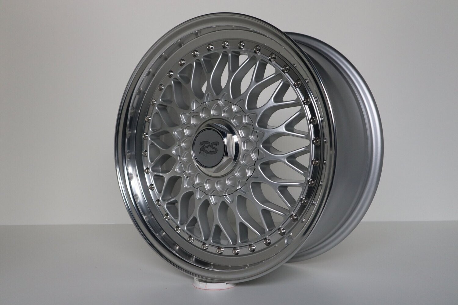 BSX RS Limited 7,5x17 ET35 LK 4x100 mit Tüv in Silber