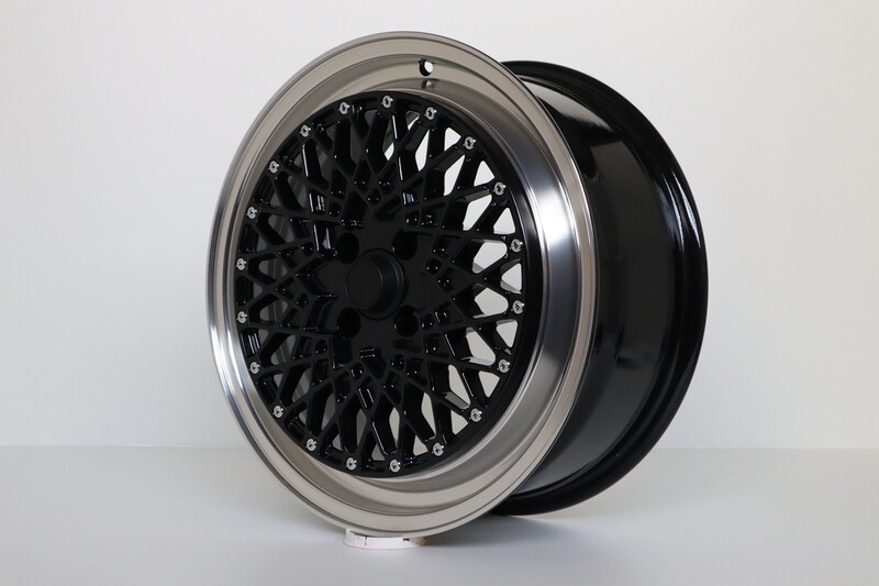 K50 Zero Lip Satz 7x17 ET35 LK5x112 in Schwarz