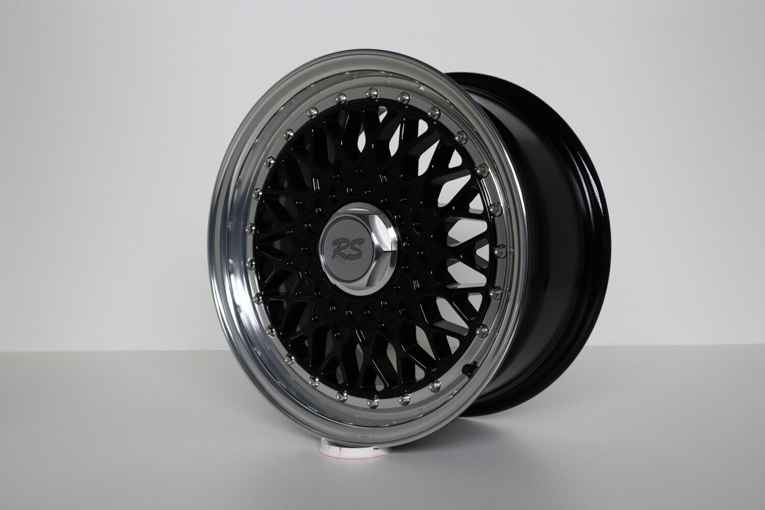 BSX RS Limited 7 + 8 x 15 LK4x100 in Schwarz