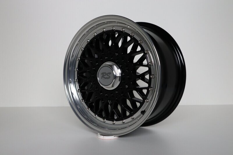 BSX RS Limited 7 + 8 x 15 LK4x100 in Schwarz BSX RS Limited 7 + 8 x 15 LK4x100 in Schwarz