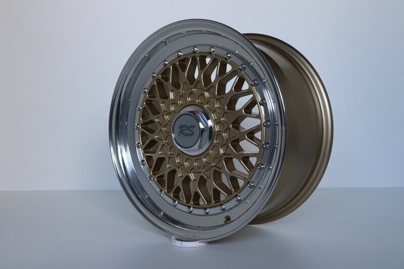 BSX RS Limited 7,5x16 + 9x16 LK 4x100 mit Tüv in Gold BSX RS Limited 7,5x16 + 9x16 LK 4x100 mit Tüv in Gold