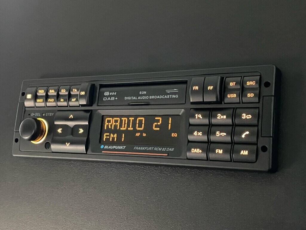 Frankfurt RCM 82 DAB