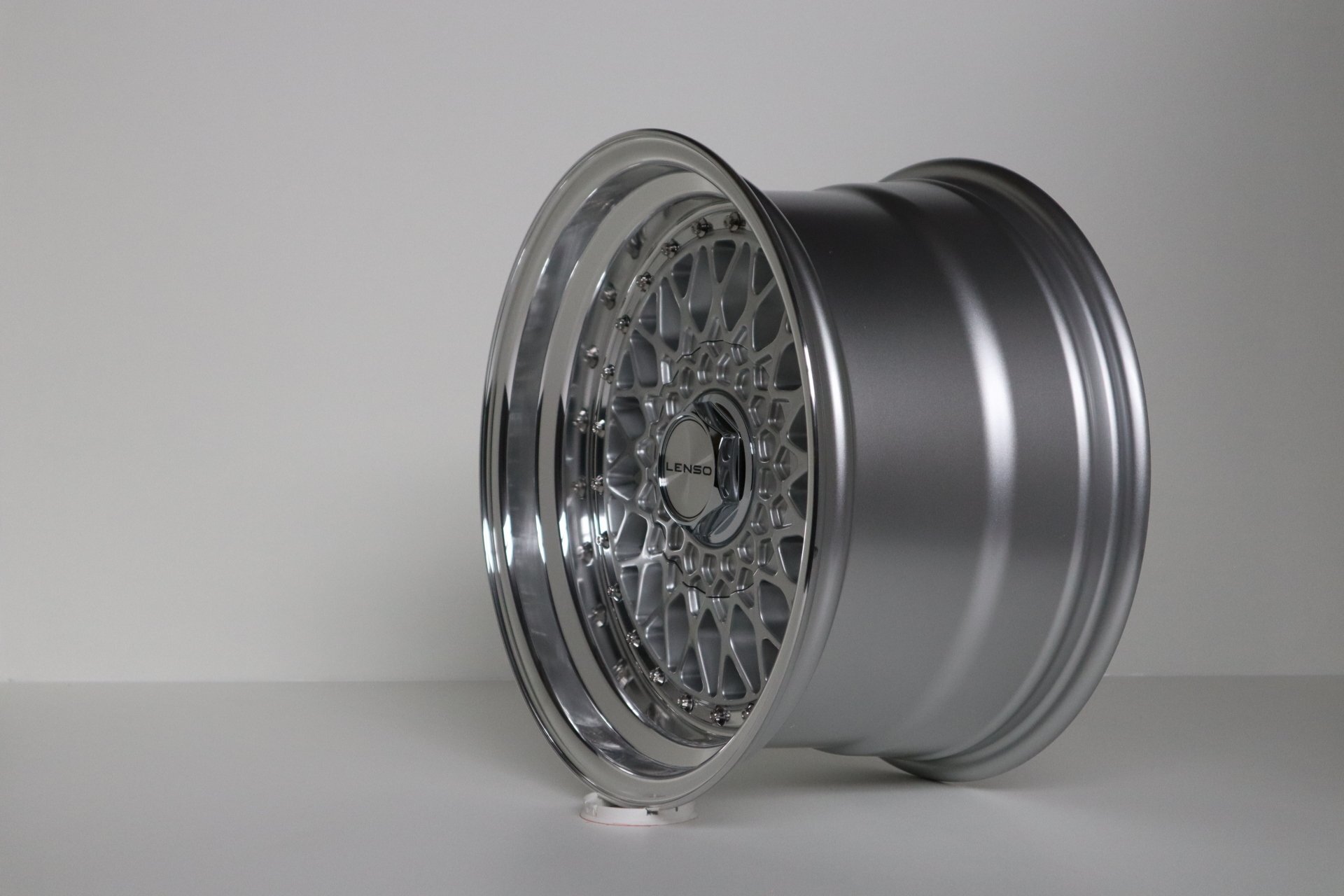 Lenso BSX 7,5x16 + 9x16 LK 4x100 mit Tüv in Silber