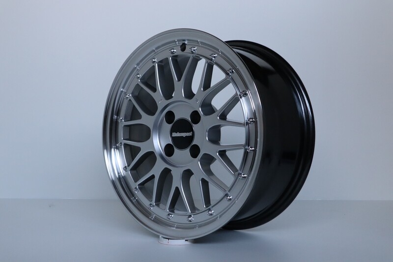 IB Le Mans Youngtimer 7x16 ET25 LK 4x100 in Silber IB Le Mans Youngtimer 7x16 ET25 LK 4x100 in Silber