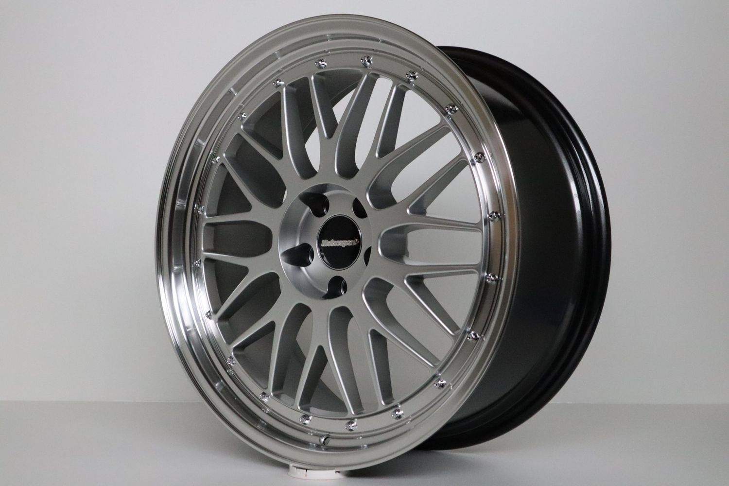 IB Le Mans ® 8,5 x 20 ET30 LK 5x120