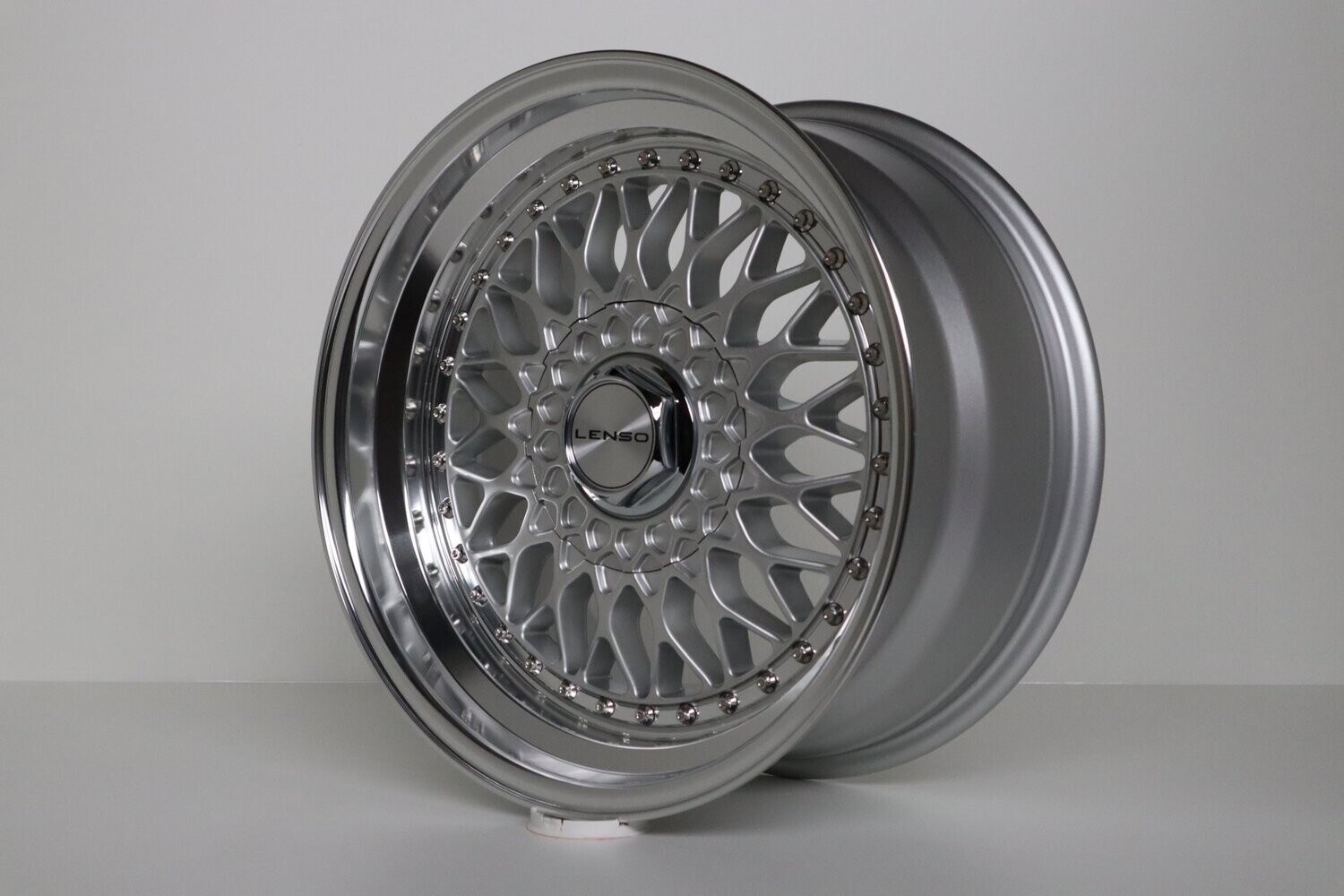 Lenso BSX 8,5x17 LK 5 x112 mit Tüv in Silber