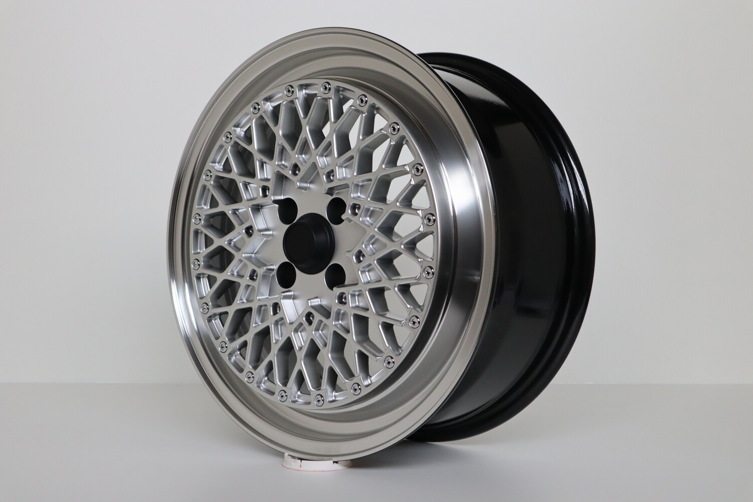 K50 Zero Lip Satz 7x17 ET35 LK 4x100 in Silber
