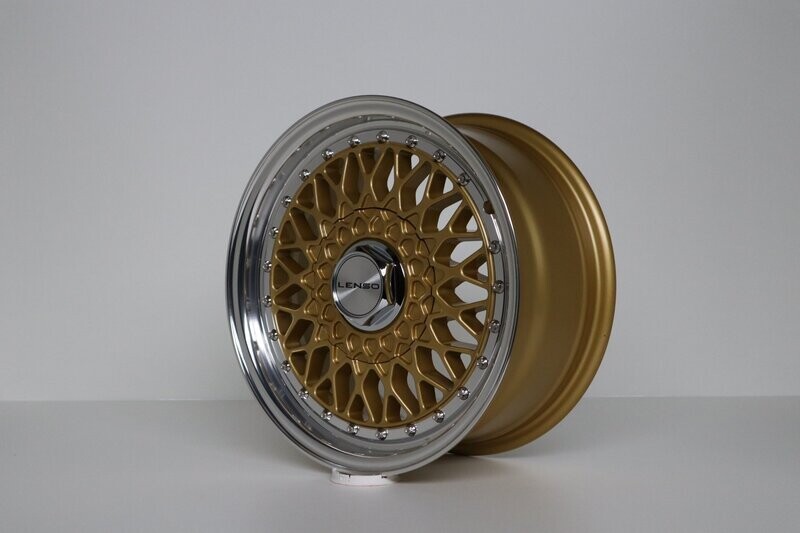 Lenso BSX 7 + 8 x 15 LK4x100 in Gold Lenso BSX 7 + 8 x 15 LK4x100 in Gold