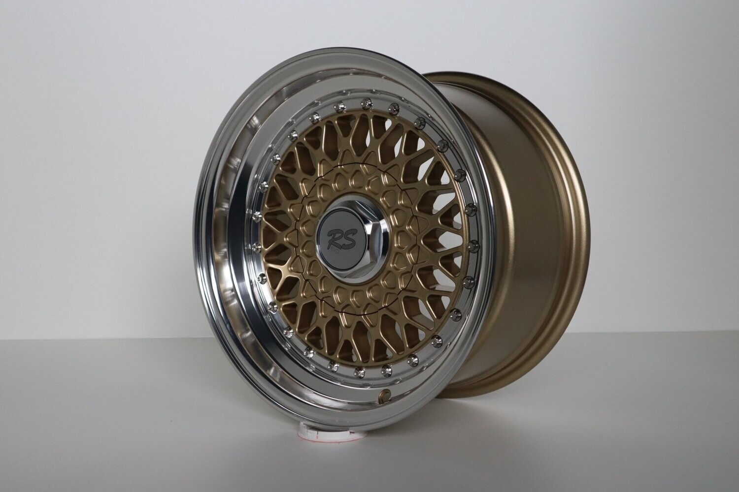 BSX RS Limited 8 x 15 LK 4x100 mit Tüv in Gold BSX RS Limited 8 x 15 LK 4x100 mit Tüv in Gold