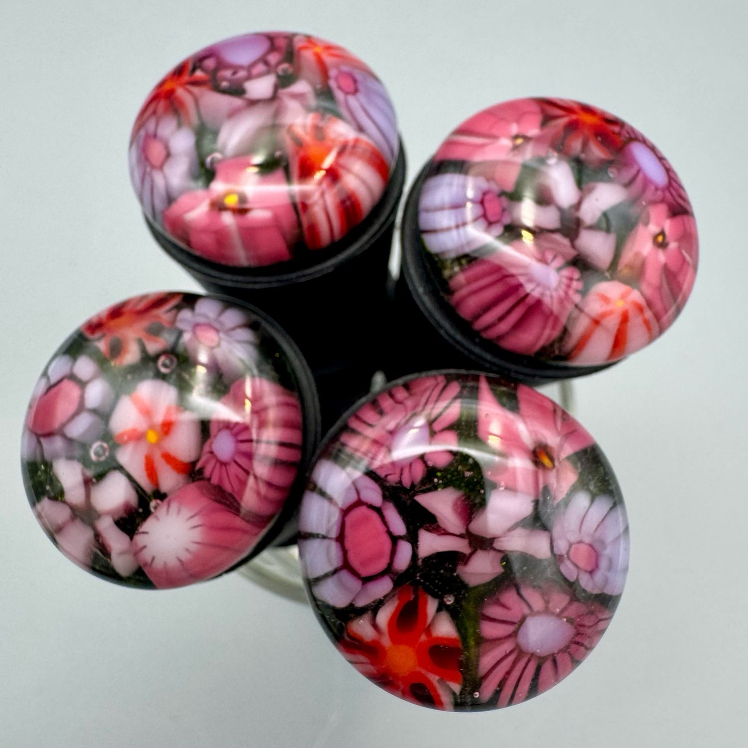 Silicone Wine Bottle Stopper -- Pink Tones Murrini Flowers