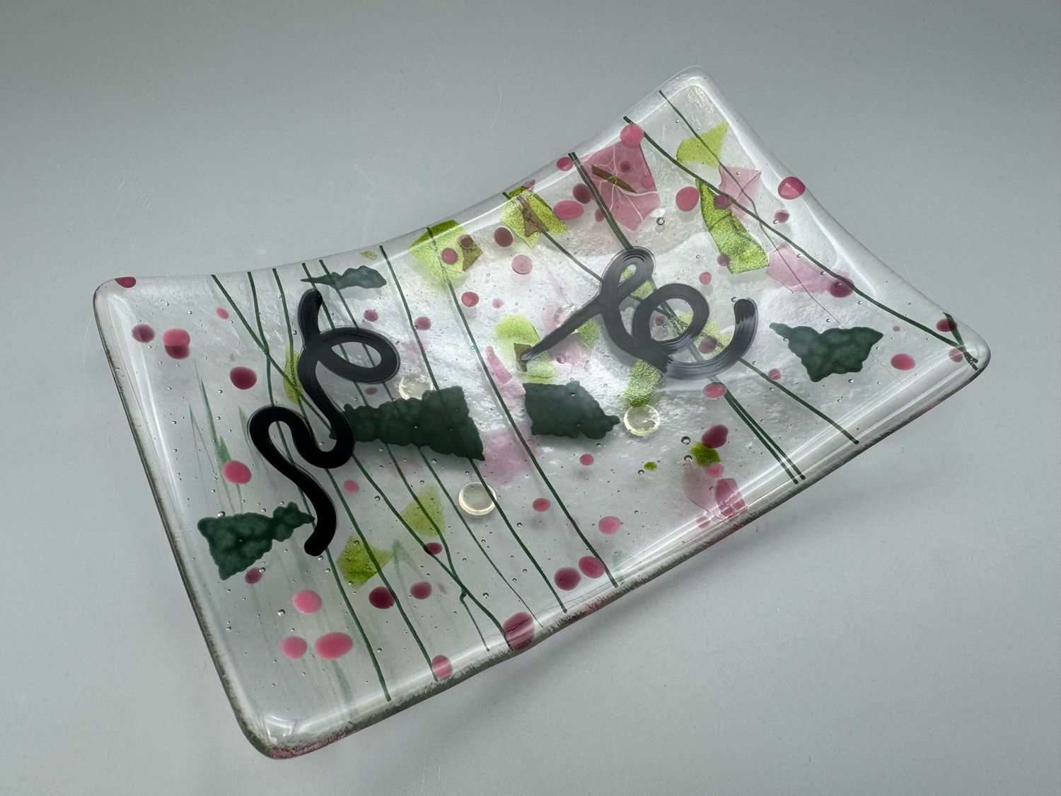 &#39;Wicked&#39; Inspired Sloped Dish (v1)